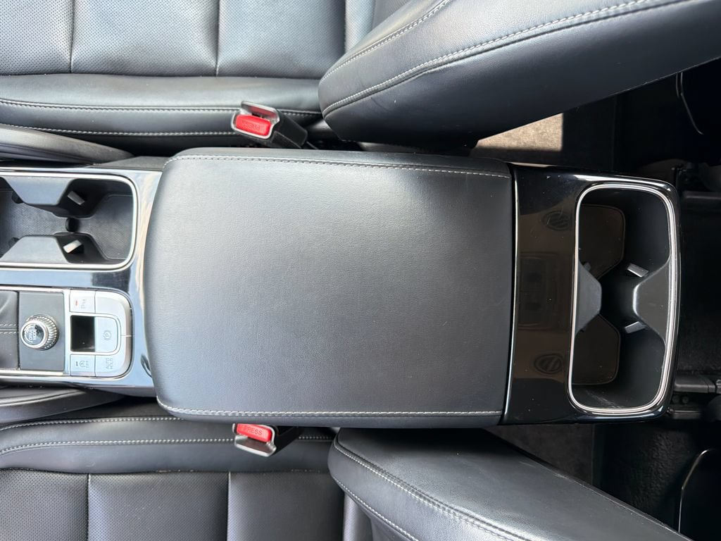 Used 2025 Kia Telluride S FWD image 28