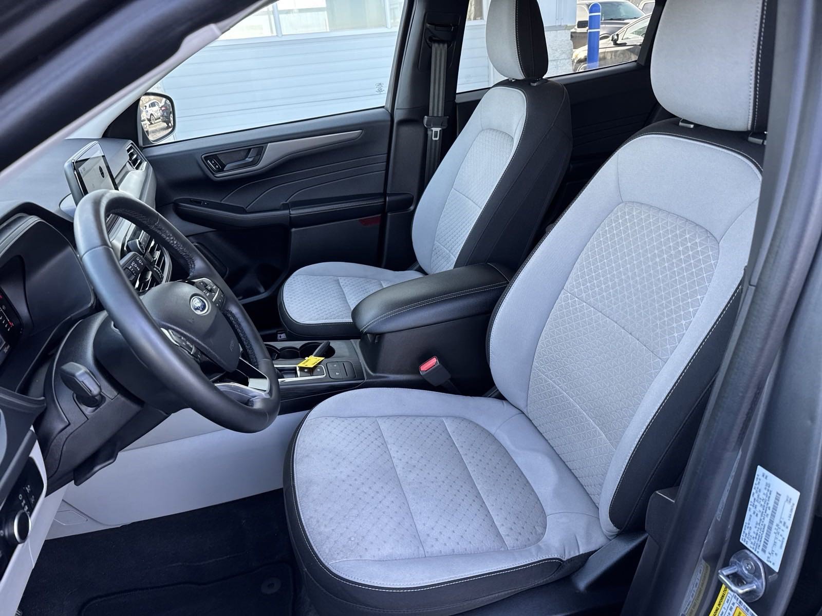 Used 2023 Ford Escape Active image 27