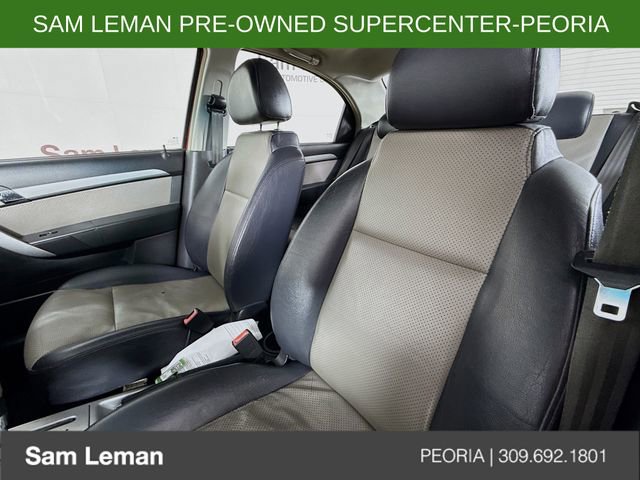 Used 2011 Chevrolet Aveo LT image 18