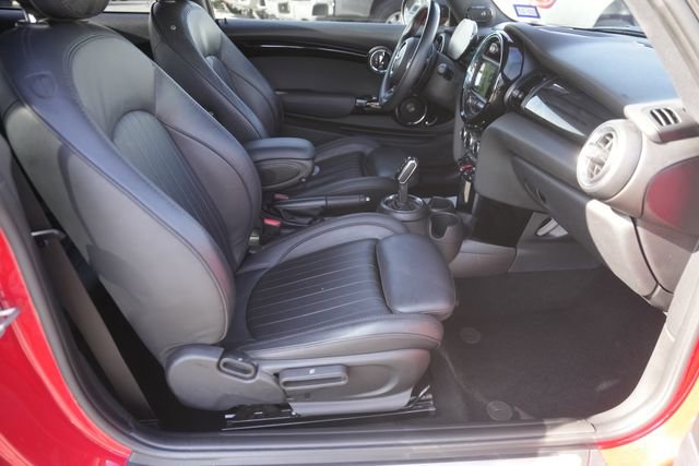 Used 2021 MINI Cooper S image 14