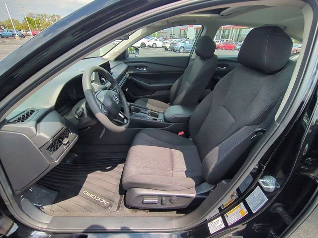 Used 2025 Honda Accord SE image 8
