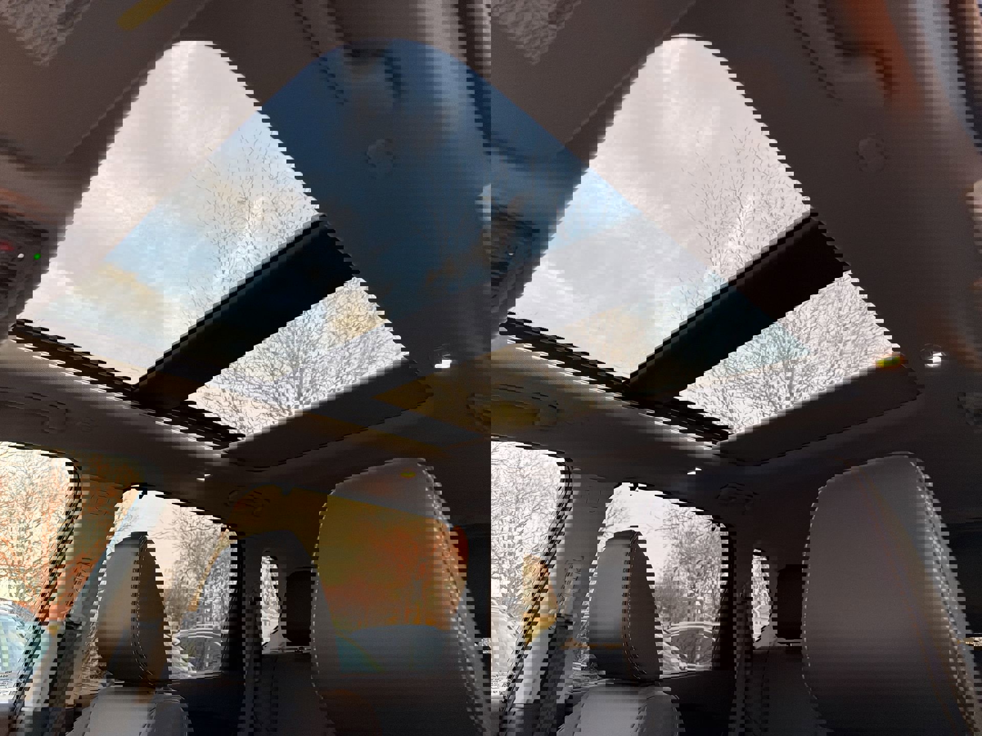 Used 2023 Nissan Rogue SL w/ SL Premium Package image 26