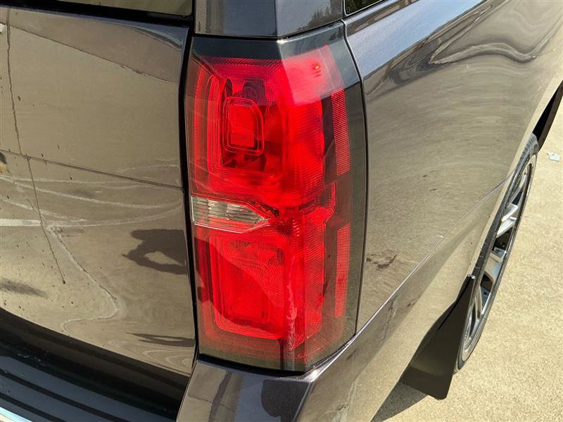 Used 2015 Chevrolet Suburban LTZ image 21