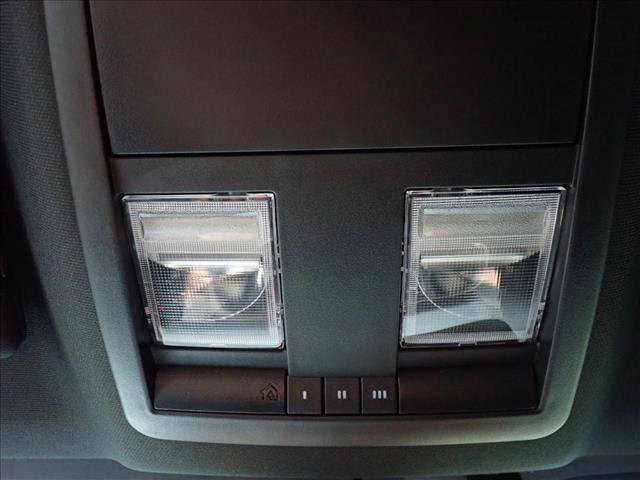 Used 2022 Dodge Challenger R/T w/ Blacktop Package image 22