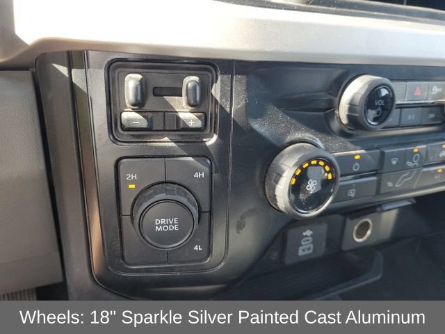 Used 2025 Ford F250 XLT AWD/4WD image 11