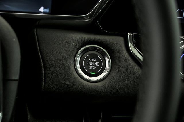 New 2026 GMC Canyon Elevation w/ Convenience Package image 13