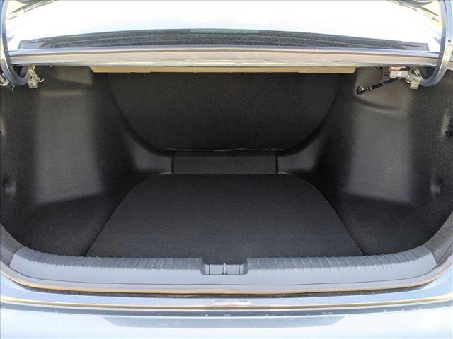 Used 2018 Honda Civic EX-L image 6