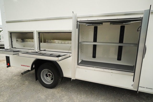 New 2025 GMC Savana 3500 w/ Power Convenience Package RWD image 28