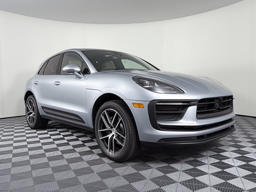 New 2026 Porsche Macan AWD/4WD image 7