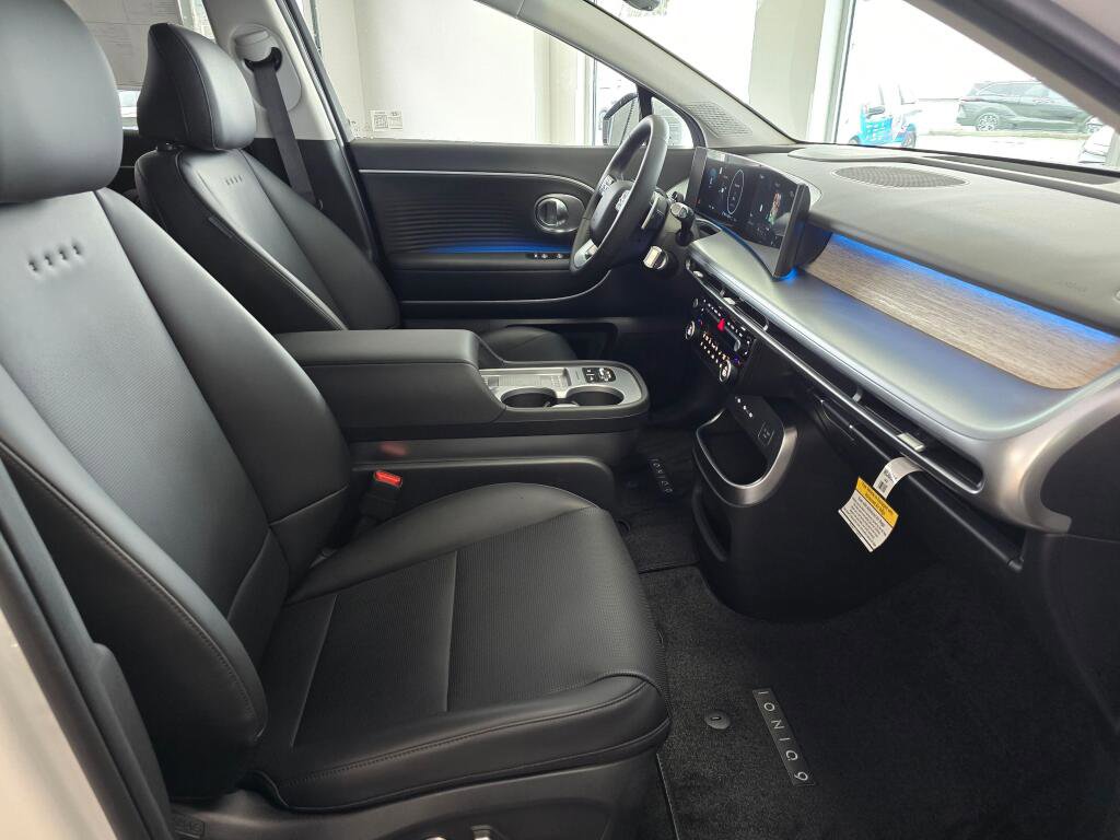 New 2026 Hyundai Ioniq 9 SEL image 43
