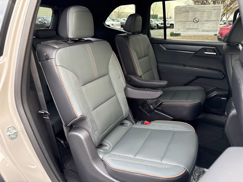 New 2026 GMC Acadia AT4 w/ Luxury Package image 46