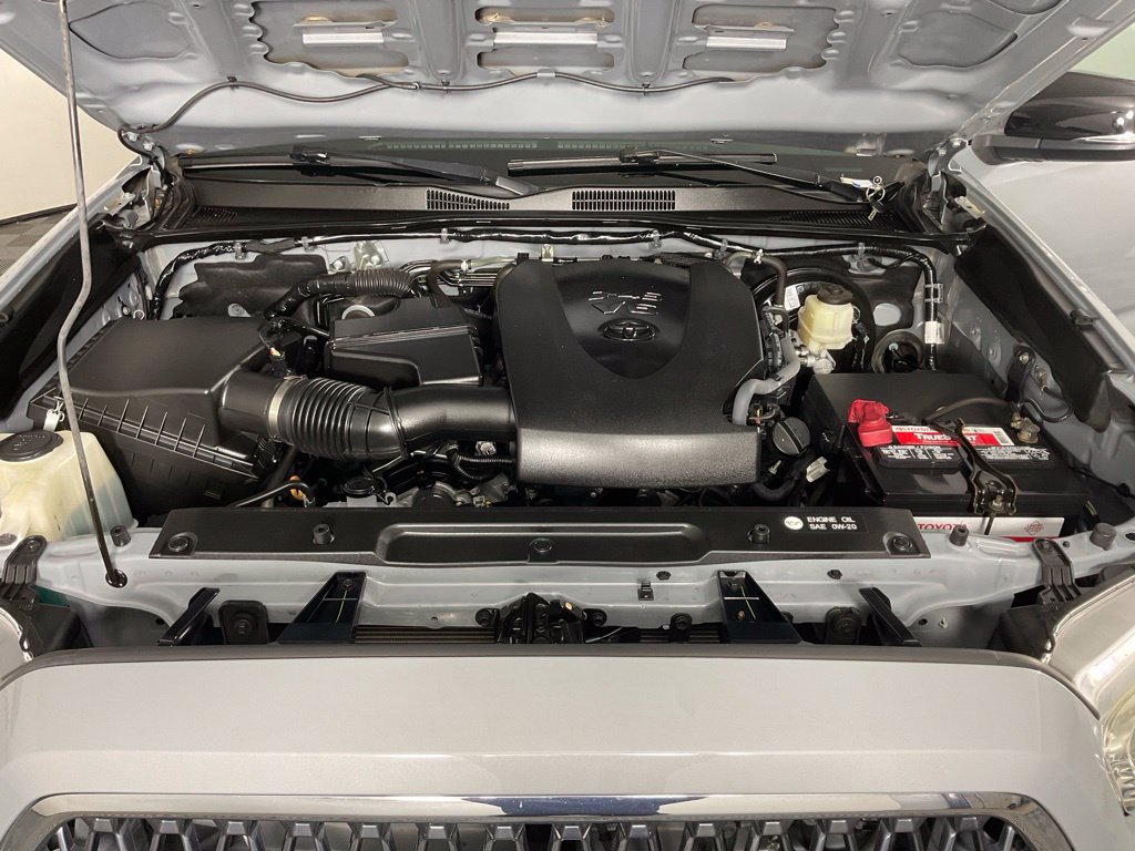 Used 2019 Toyota Tacoma TRD Sport RWD image 9