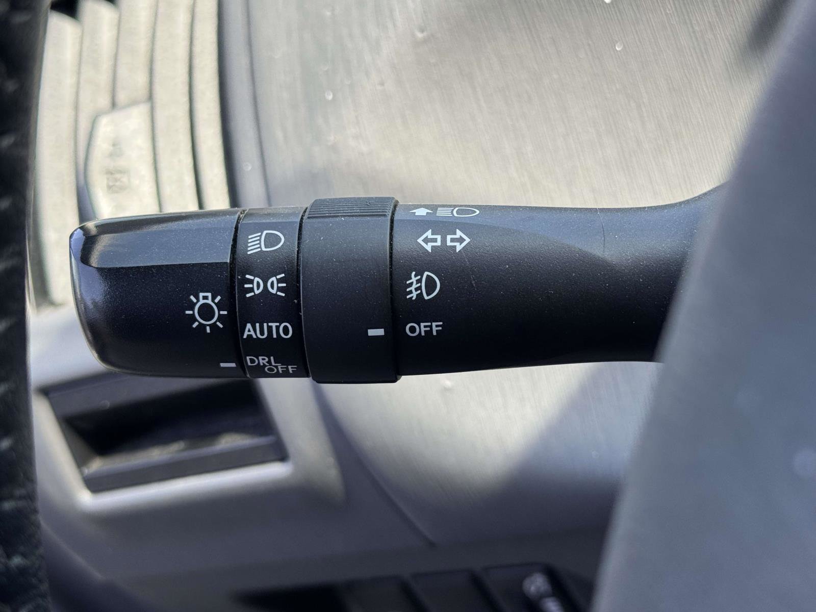 Used 2014 Toyota Prius V Five FWD image 20
