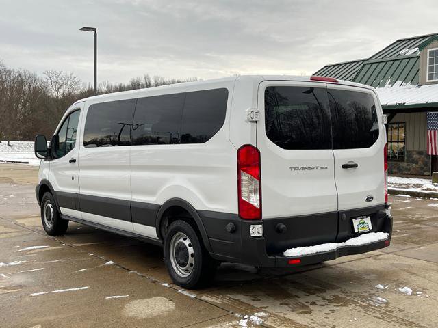 Used 2016 Ford Transit 350 XL image 4