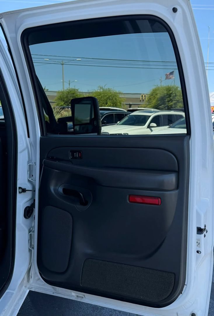 Used 2004 Chevrolet Silverado 2500 LT RWD image 35