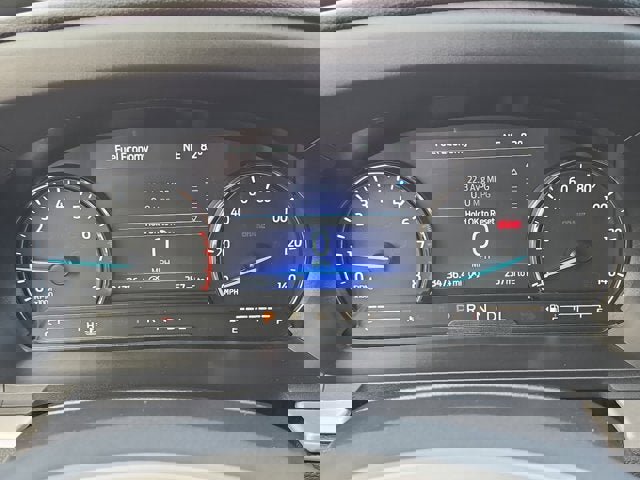 Used 2024 Ford Explorer XLT w/ Equipment Group 202A image 19