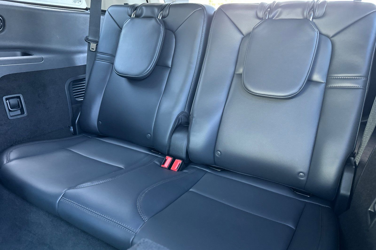 Used 2025 Lincoln Aviator AWD image 18