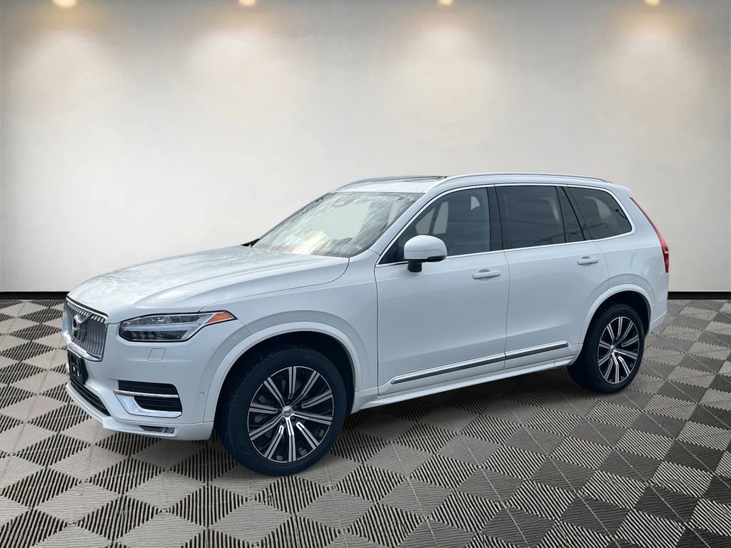 Used 2023 Volvo XC90 B6 Plus w/ Protection Package image 7