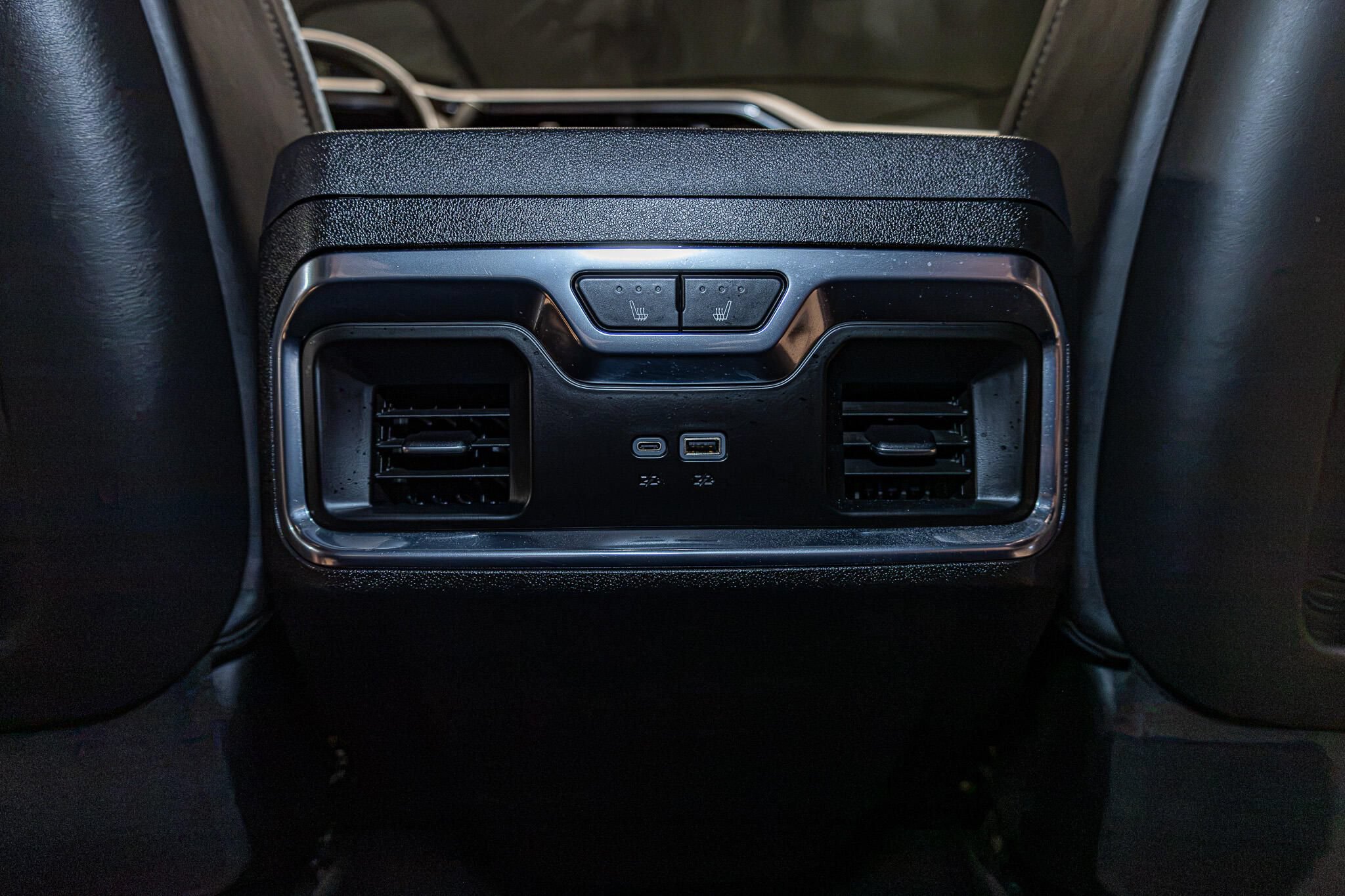 Used 2025 GMC Sierra 2500 Denali Ultimate AWD/4WD image 35