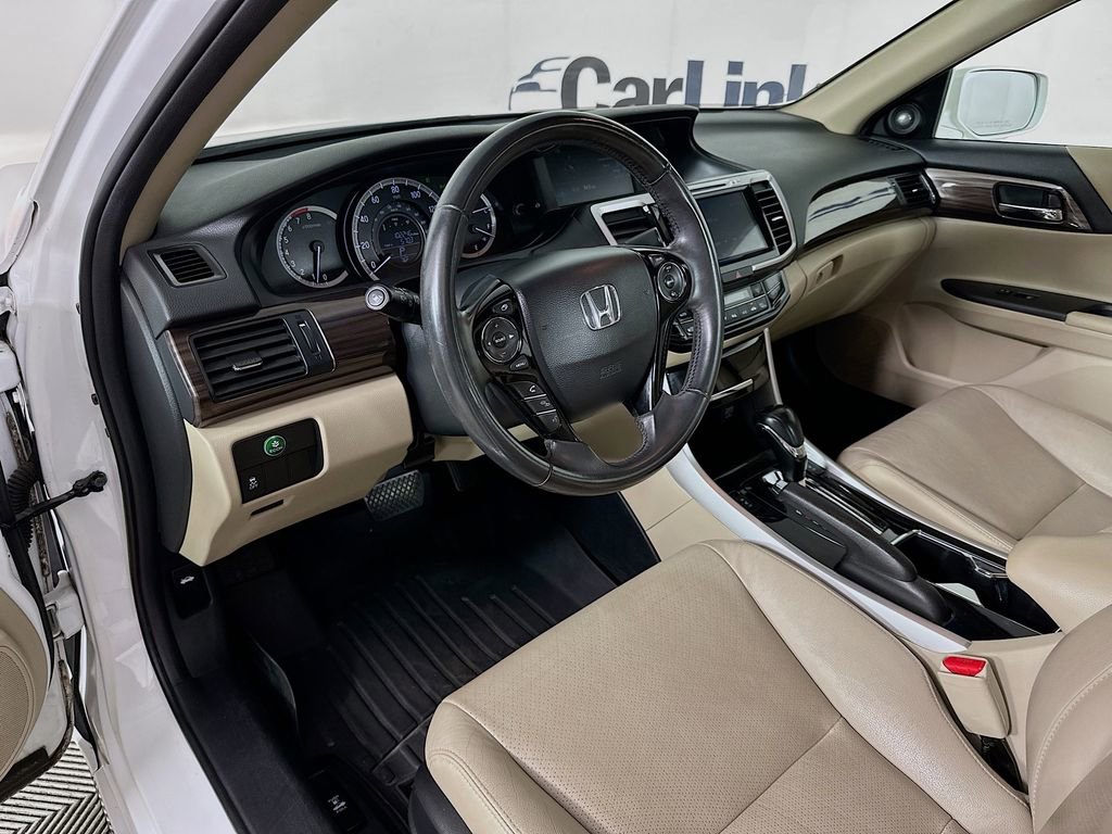 Used 2016 Honda Accord EX-L image 10