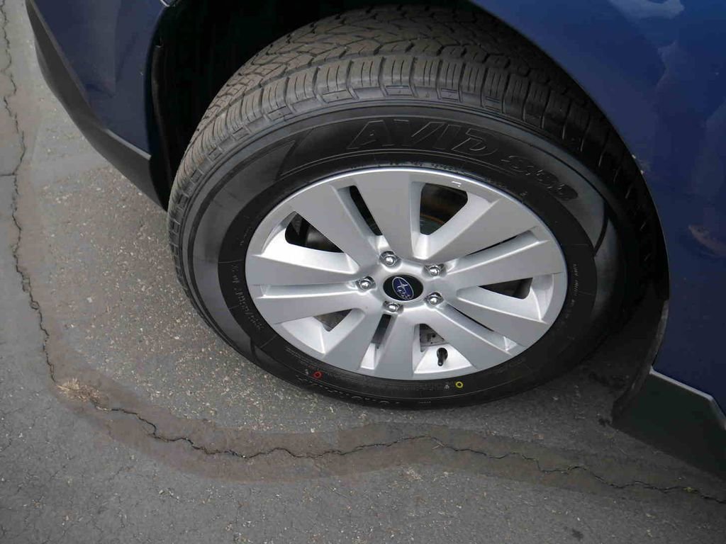 Used 2019 Subaru Outback 2.5i Premium image 10