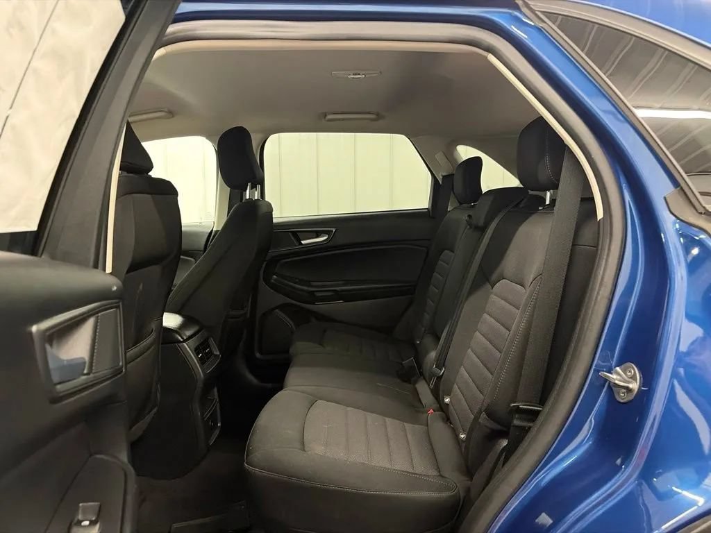 Used 2024 Ford Edge SE AWD/4WD image 14