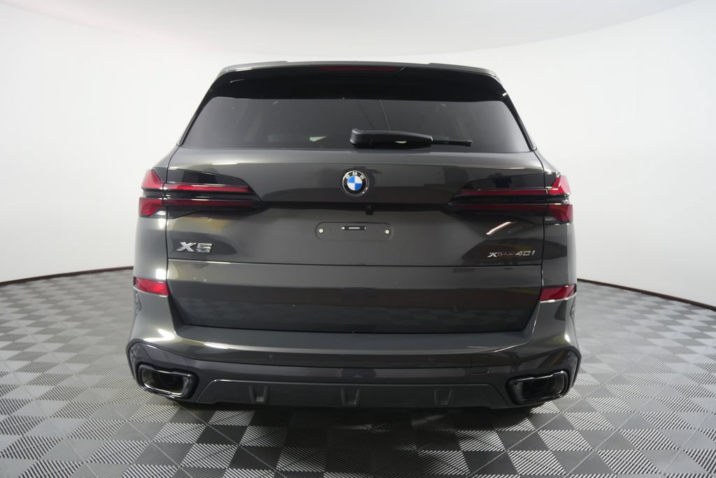 Certified 2026 BMW X5 xDrive40i w/ M Sport Package AWD/4WD image 4
