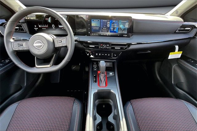 New 2026 Nissan Kicks SR image 5