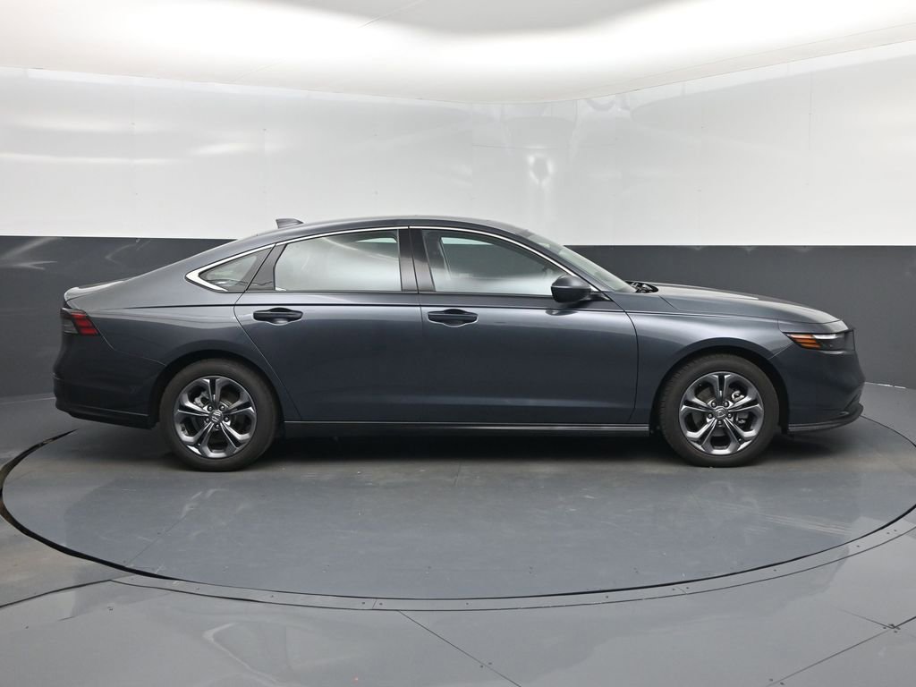 Used 2023 Honda Accord EX image 2
