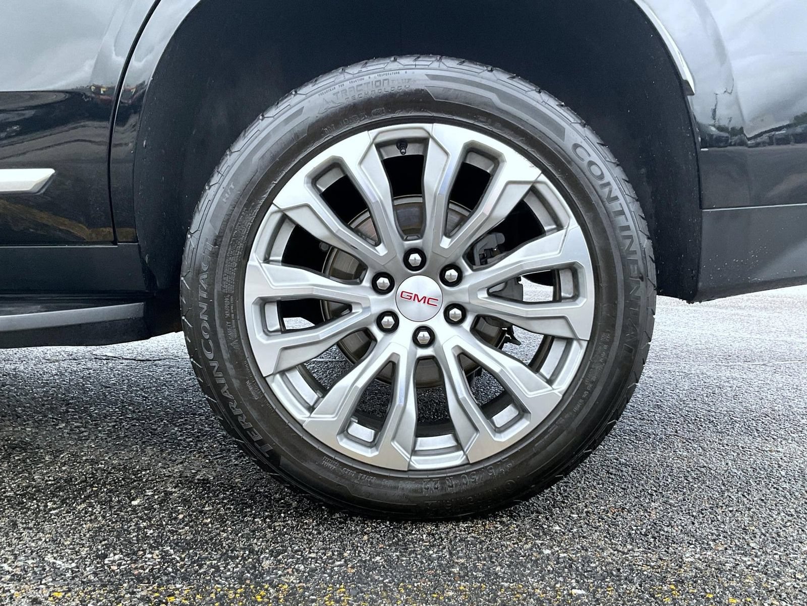 Used 2021 GMC Yukon Denali AWD/4WD image 24