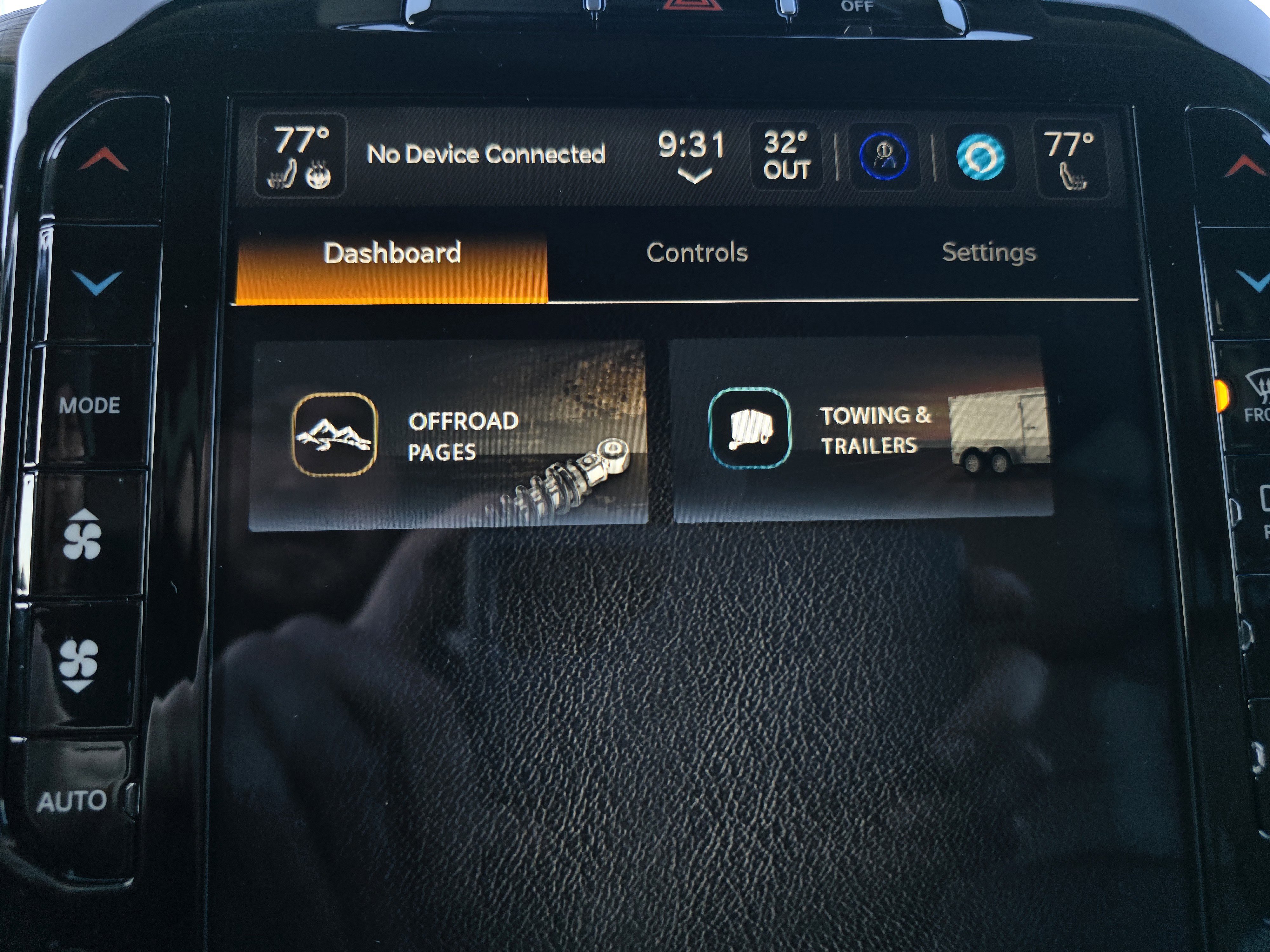 Used 2024 RAM 3500 Limited image 36