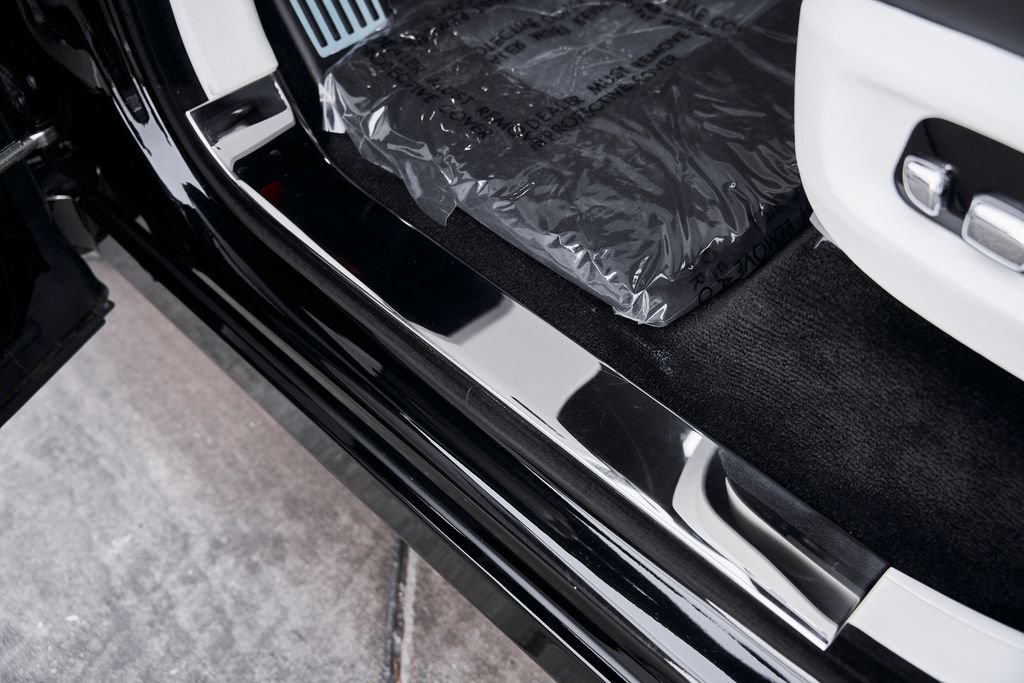 Used 2026 Rolls-Royce Cullinan AWD/4WD image 41