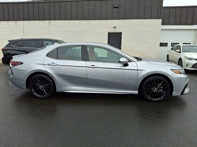 Used 2024 Toyota Camry XSE FWD image 7