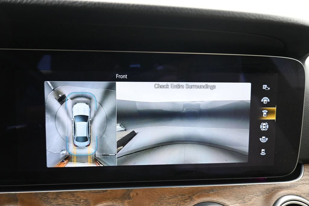 Used 2022 Mercedes-Benz E 350 Sedan w/ AMG Line Exterior image 24