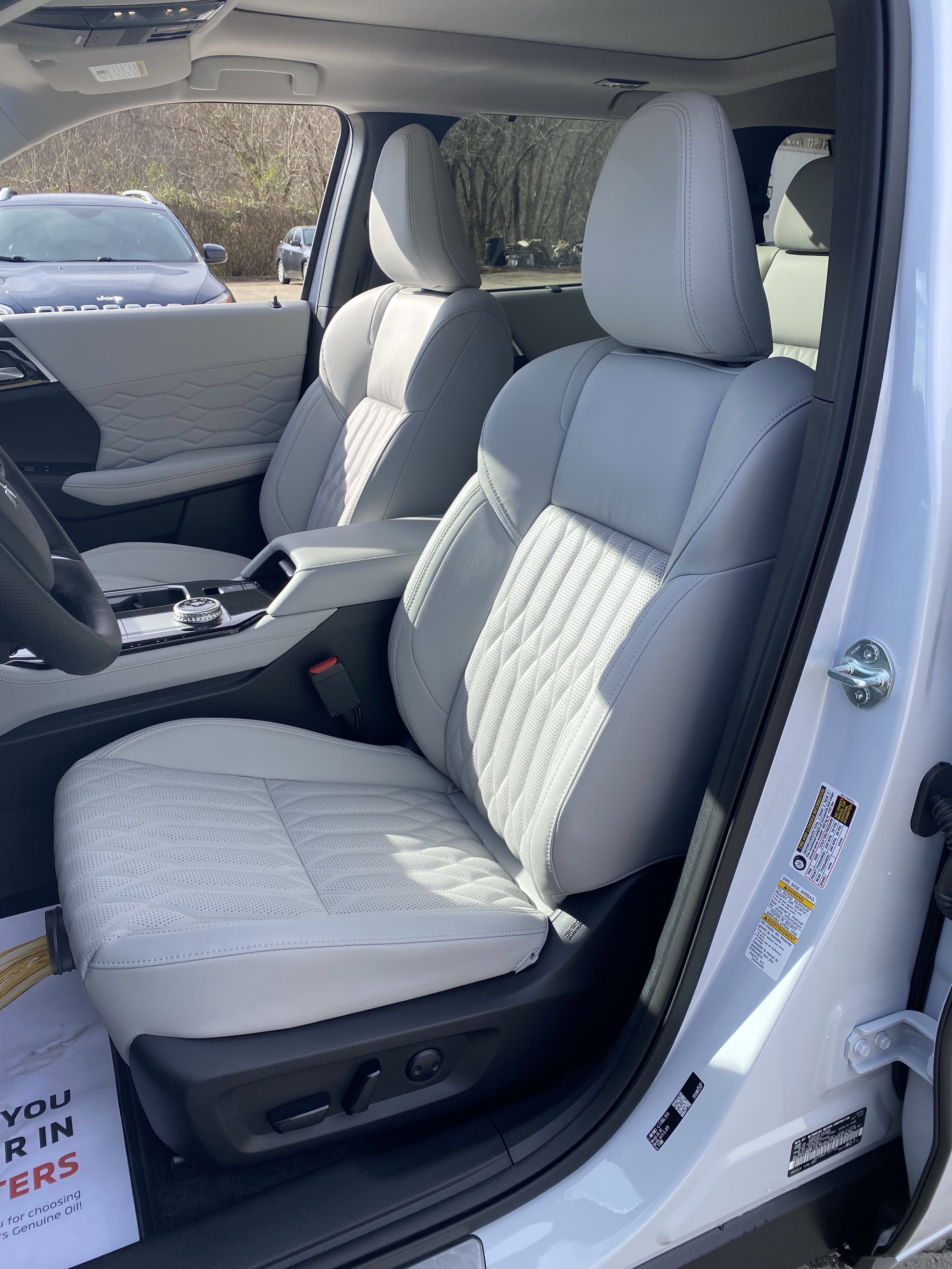 New 2026 Mitsubishi Outlander SEL image 5