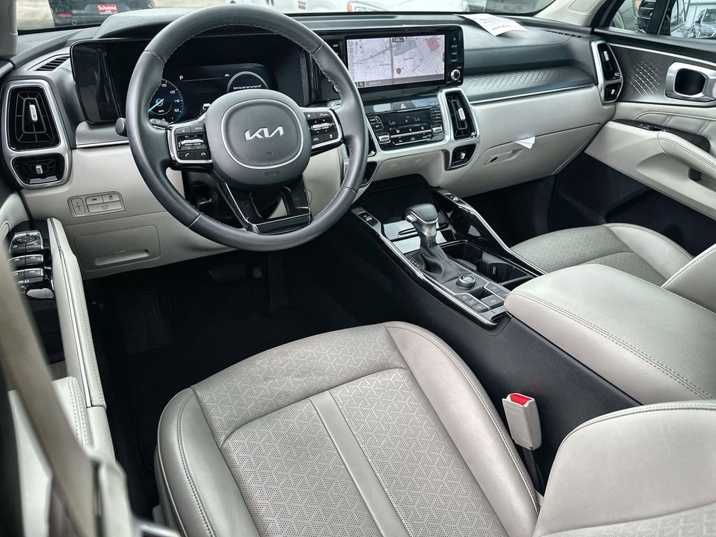 Used 2023 Kia Sorento SX FWD image 20
