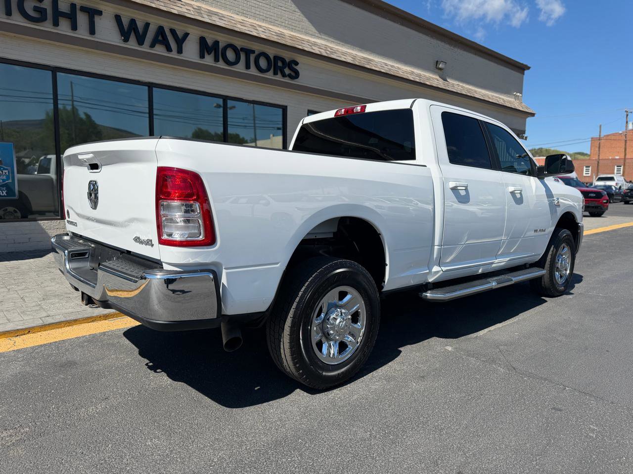 Used 2021 RAM 2500 Big Horn AWD/4WD image 3