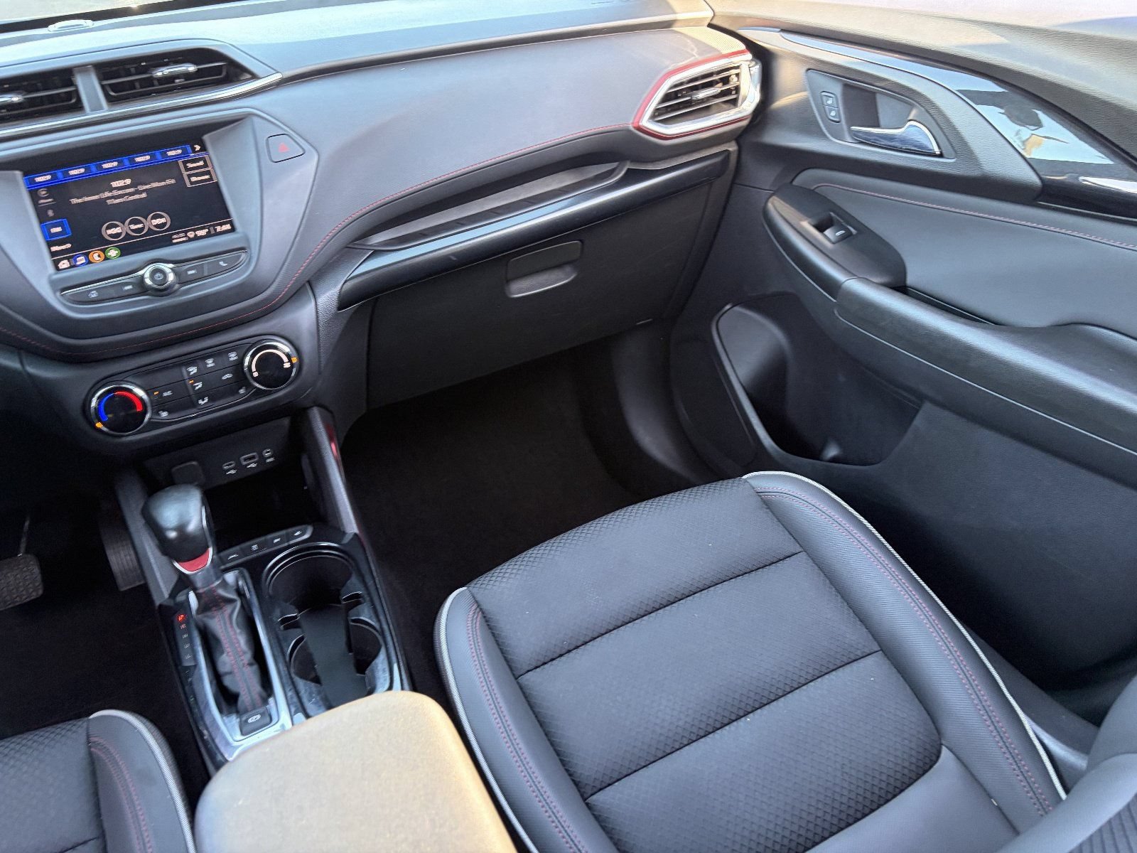 Certified 2022 Chevrolet TrailBlazer RS FWD image 17