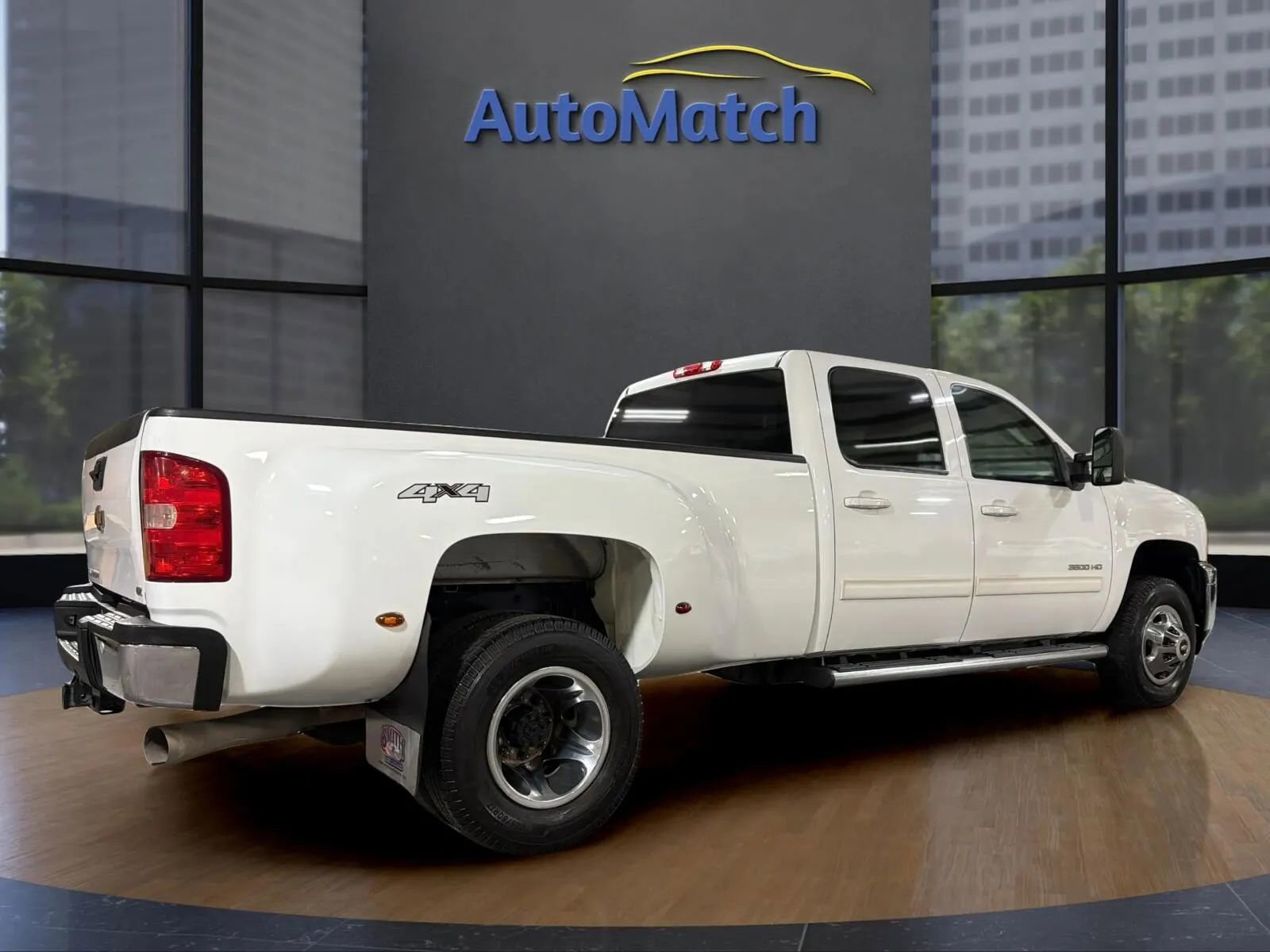 Used 2011 Chevrolet Silverado 3500 LTZ w/ LTZ Plus Package AWD/4WD image 8
