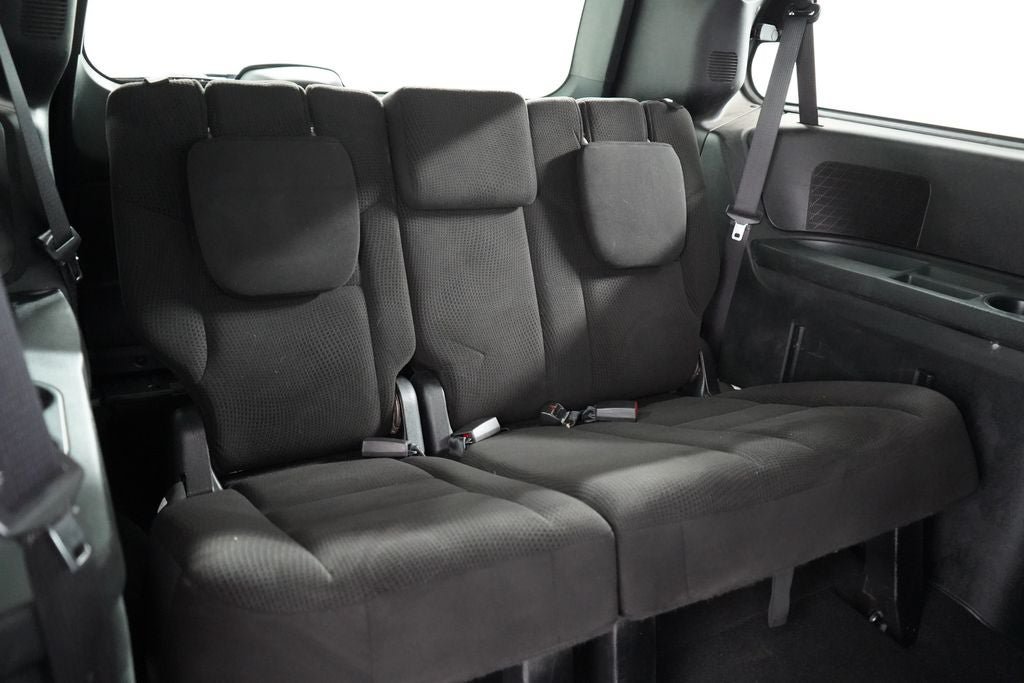 Used 2014 Dodge Grand Caravan SE w/ Quick Order Package 29E SE FWD image 18