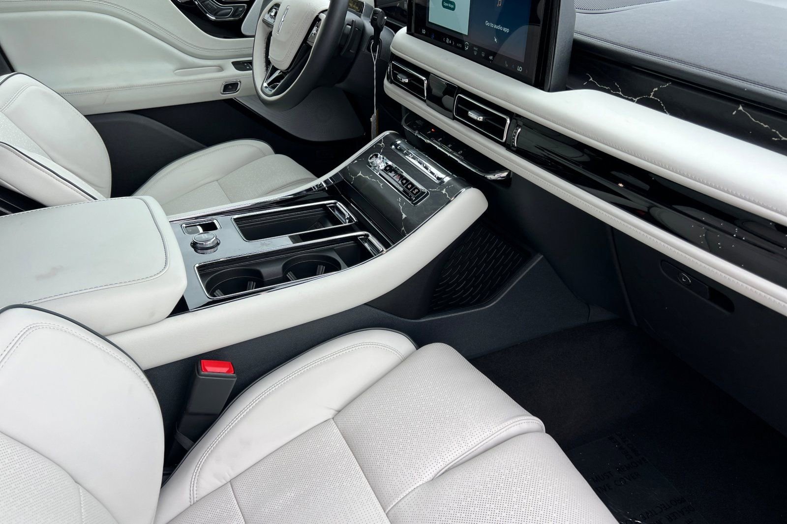 New 2025 Lincoln Aviator Black Label image 15