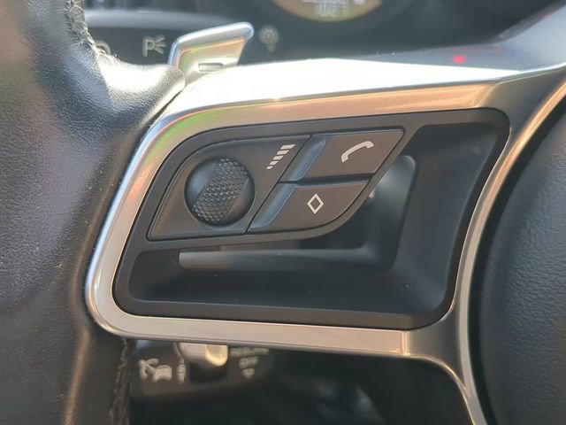 Used 2019 Porsche Macan AWD/4WD image 25