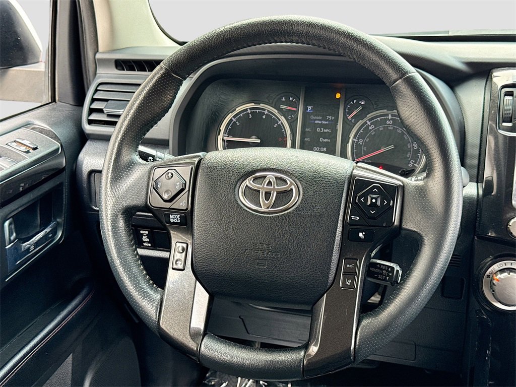 Used 2021 Toyota 4Runner TRD Off-Road image 16