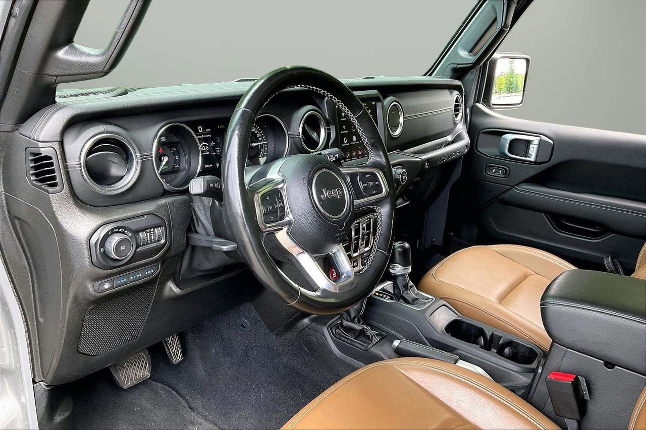 Certified 2021 Jeep Wrangler Unlimited Rubicon 4xe w/ Cold Weather Group AWD/4WD image 20