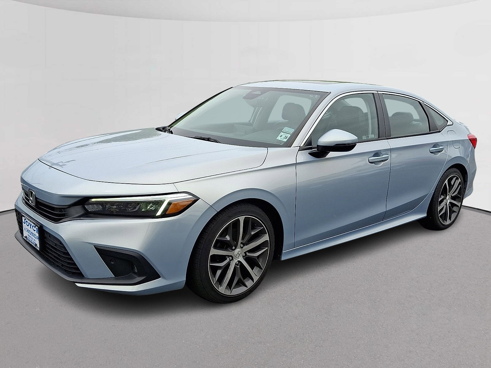 Certified 2023 Honda Civic Touring image 5
