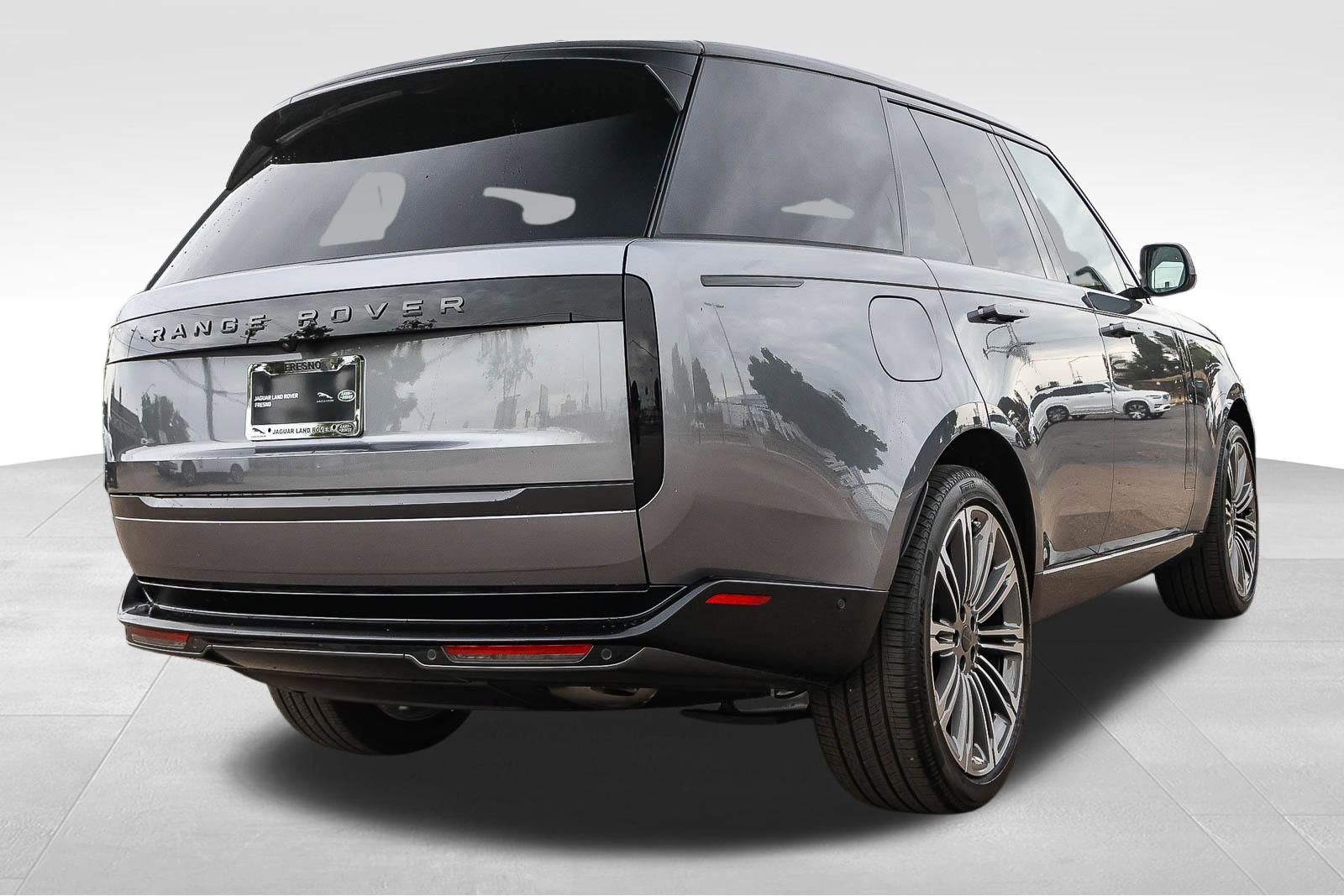 New 2026 Land Rover Range Rover SE AWD/4WD image 5
