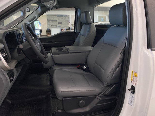 New 2026 Ford F250 XL w/ XL Chrome Package RWD image 17