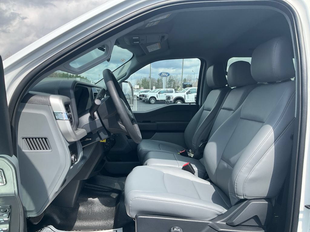 New 2026 Ford F250 XL AWD/4WD image 16