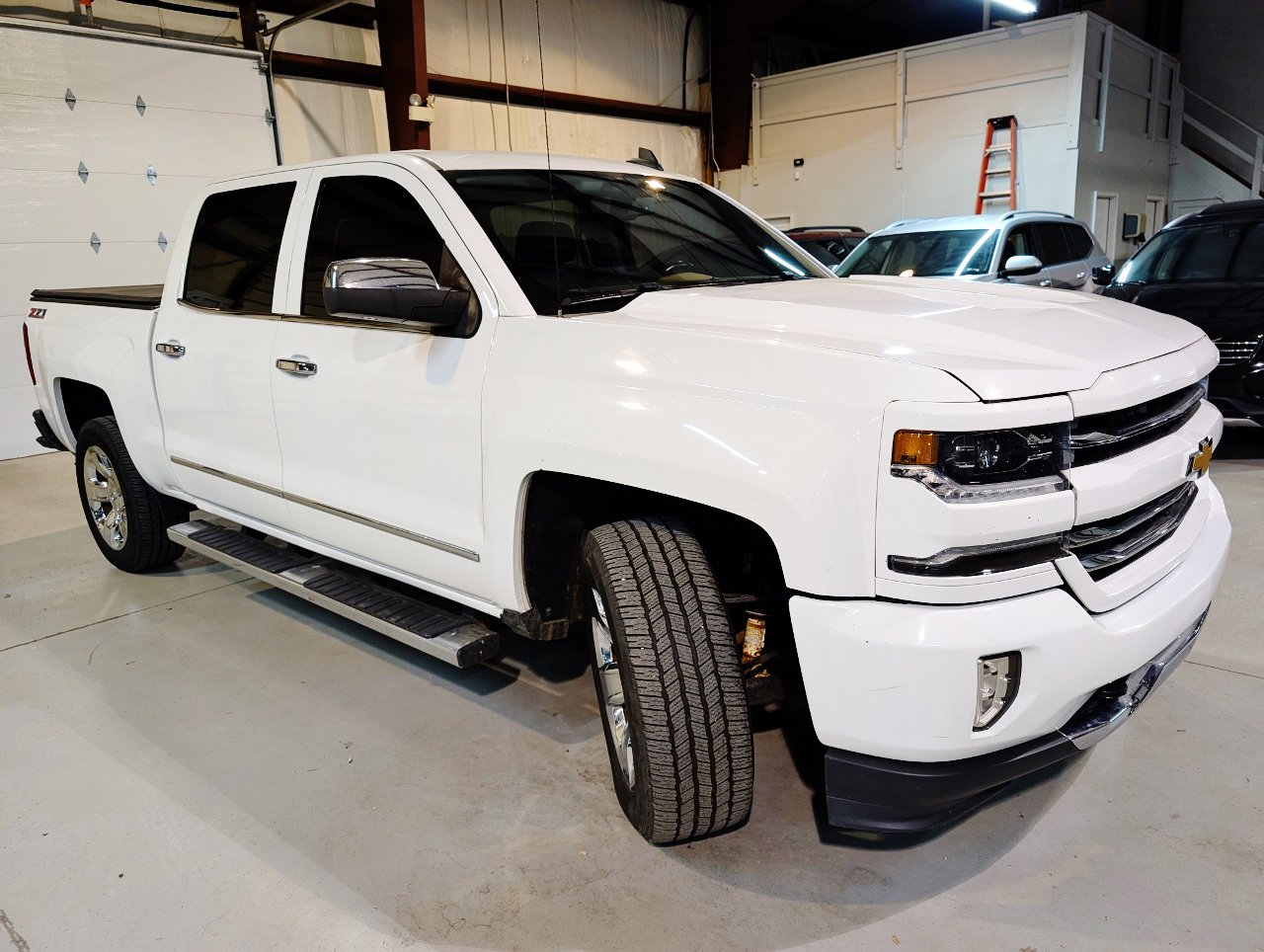 Used 2017 Chevrolet Silverado 1500 LTZ Z71 image 10