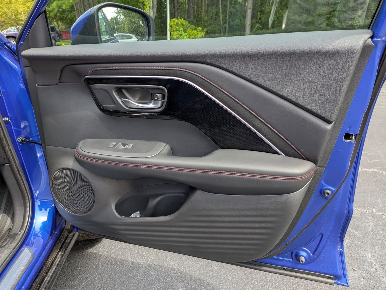Certified 2025 Acura ADX A-Spec image 30